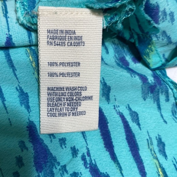 American Eagle outfitters 100%poly quick dry, summer blouse, geometric d… - Picture 14 of 15